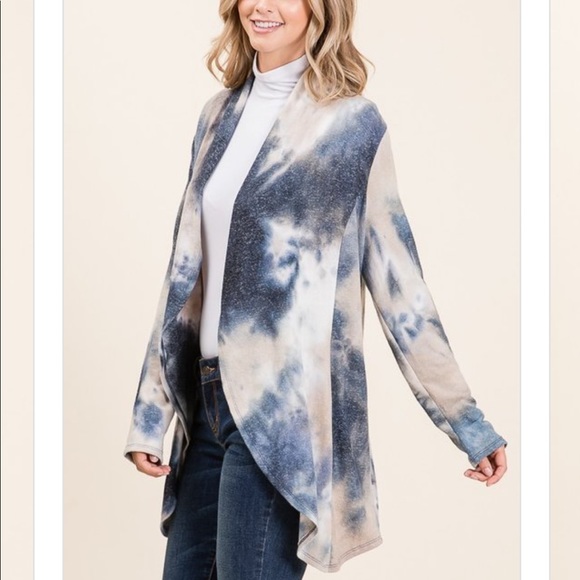 🌟SALE🌟Tiedye Cardigan - Picture 3 of 9